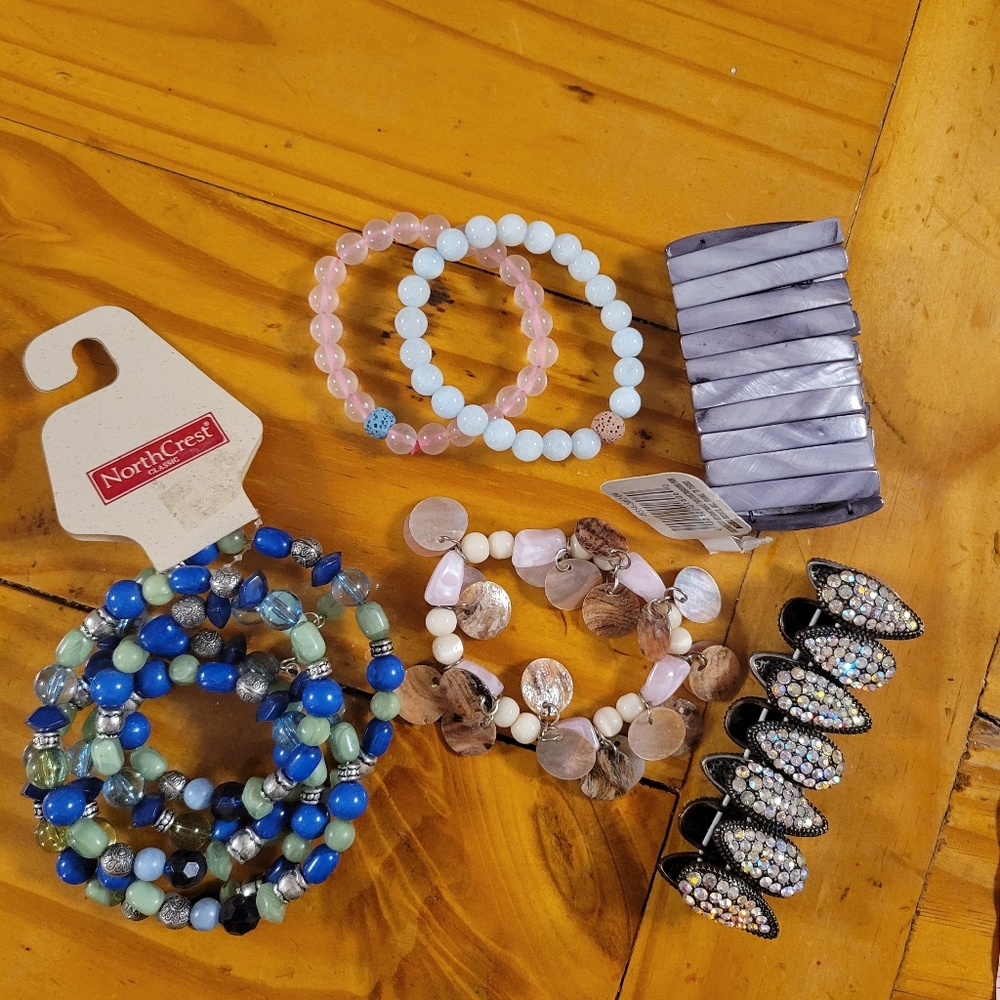 6‎ several stretch fashion braclets beads, stones, crystals, shell